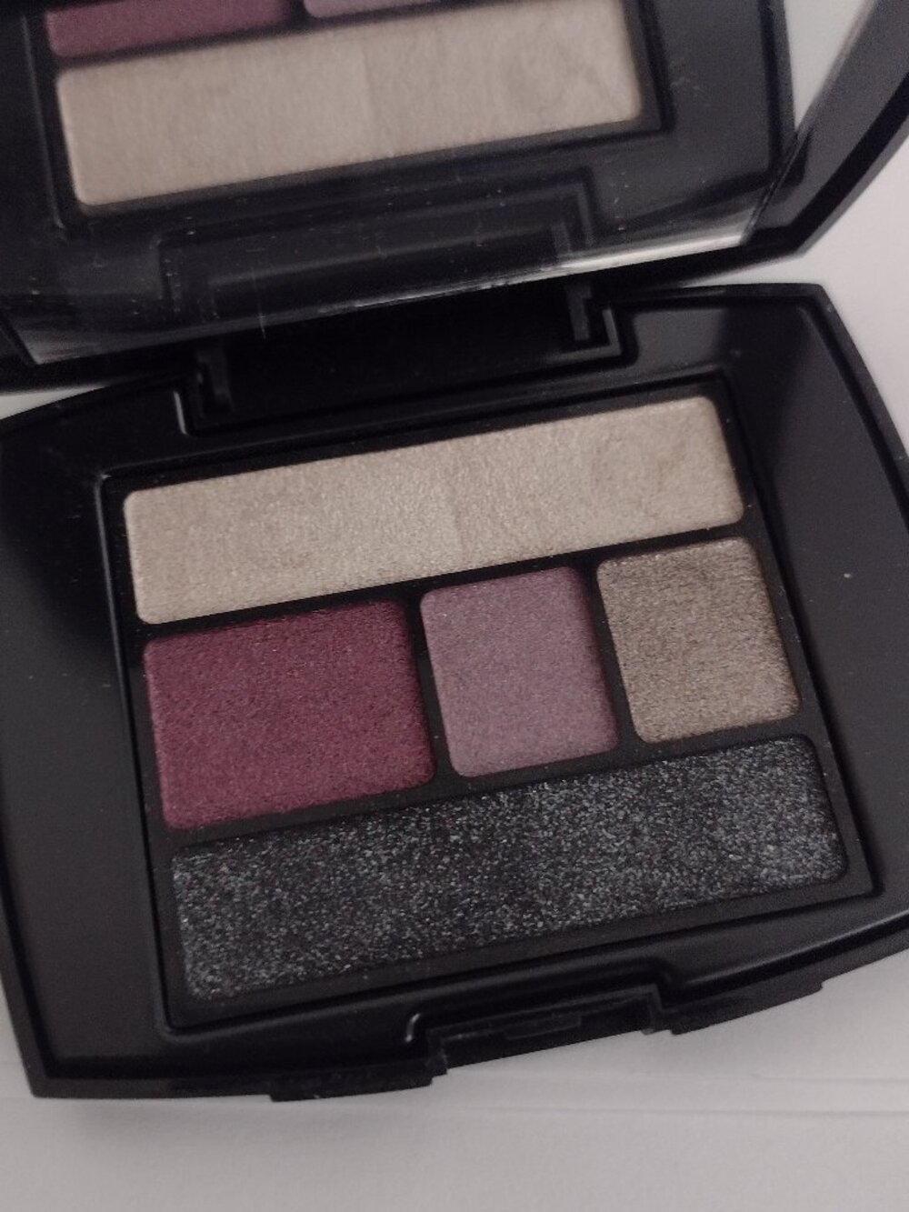 Lancome Color Design 5 Color Eye Brightening Eyeshadow "Mauve Cherie" .07 oz